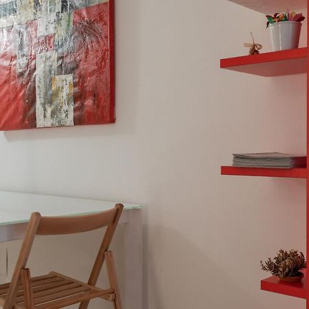 Red Studio Near Porta Nuova By Wonderful Italy ตูริน ภายนอก รูปภาพ