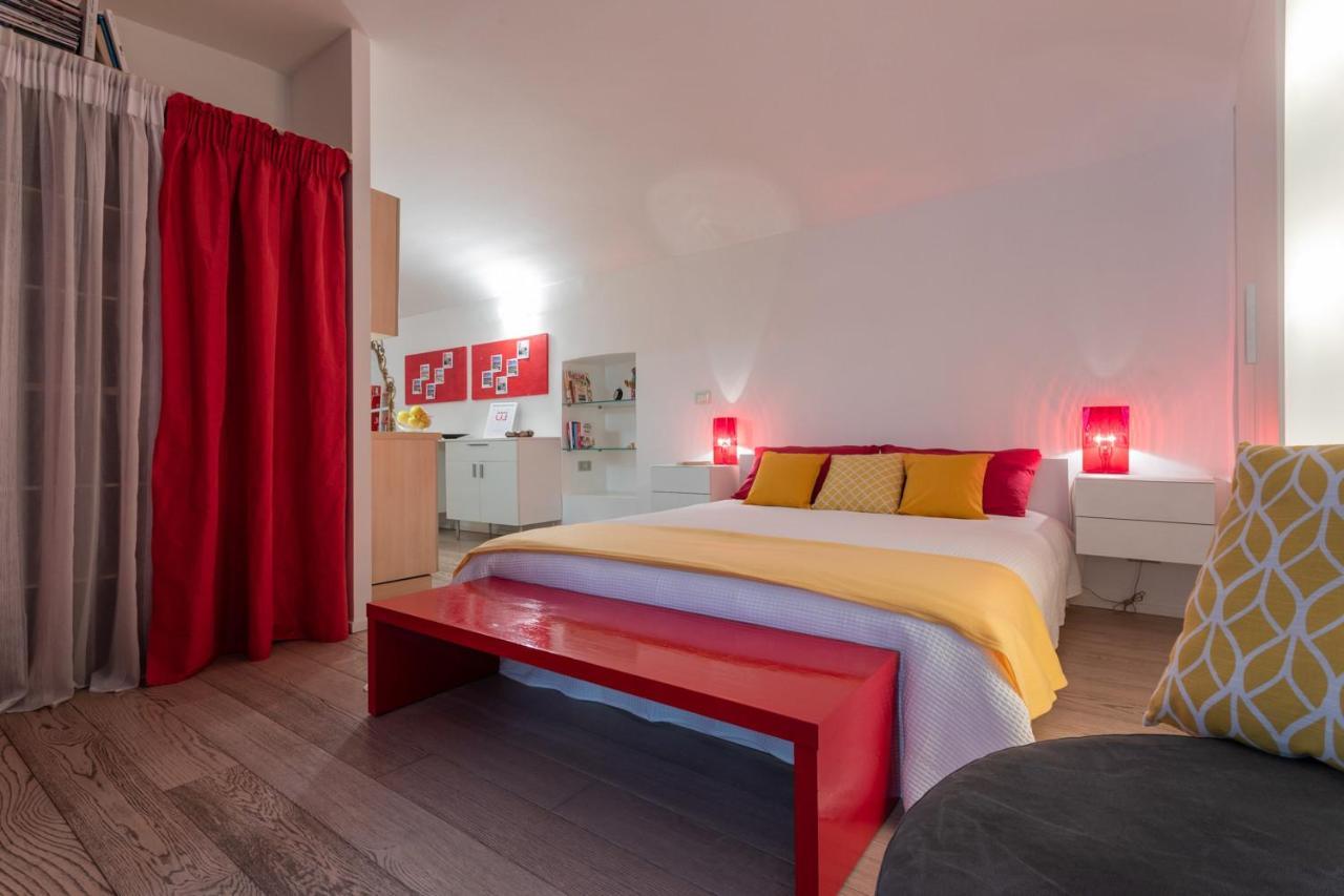 Red Studio Near Porta Nuova By Wonderful Italy ตูริน ภายนอก รูปภาพ