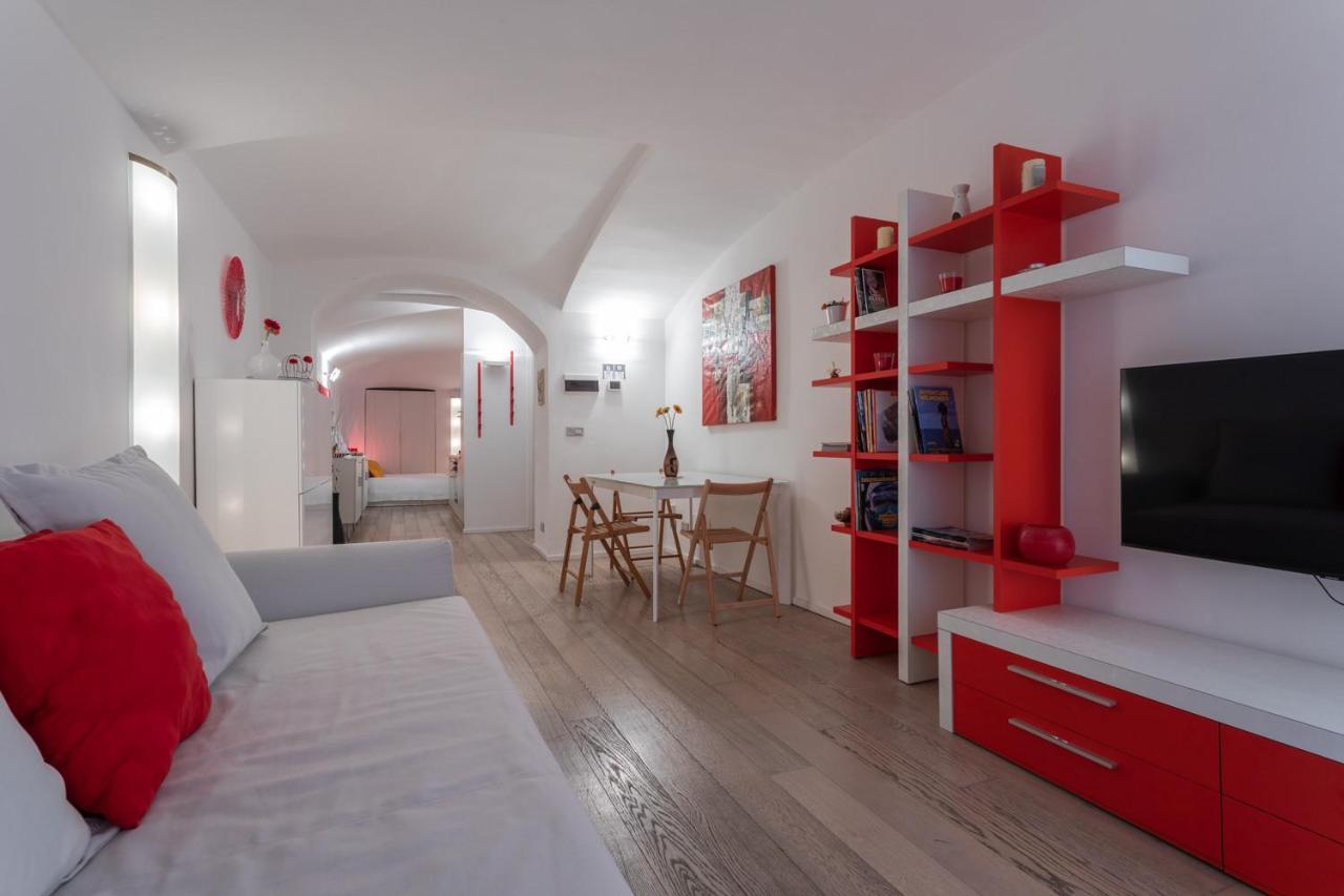 Red Studio Near Porta Nuova By Wonderful Italy ตูริน ภายนอก รูปภาพ